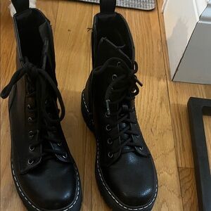 Sincerely Jules boots